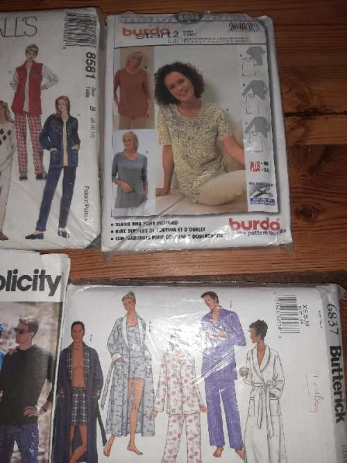 6 x Clothing Patterns - Casual