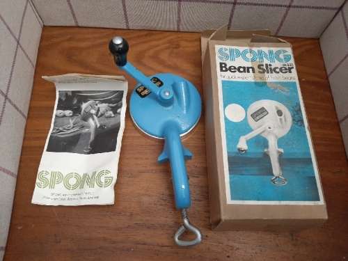 Vintage Spong Bean Slicer in Original Packaging