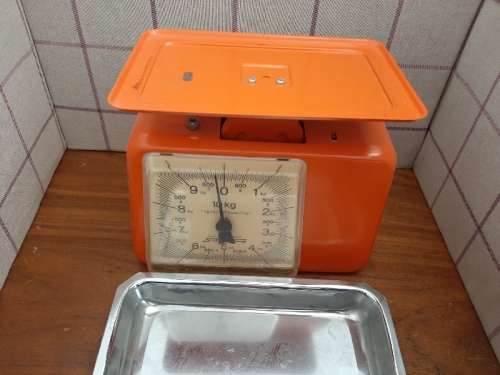 Vintage Metal Stube 10kg Scale - Made in Germany