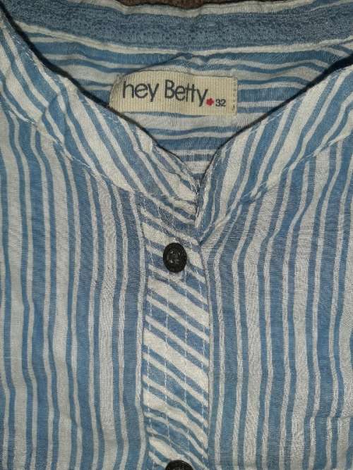 Hey Betty Size 32 Striped Shirt - Truworths