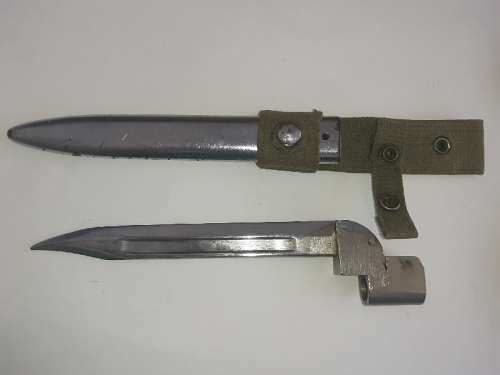 Chromed 303 Bayonet with Scabbard and Frog