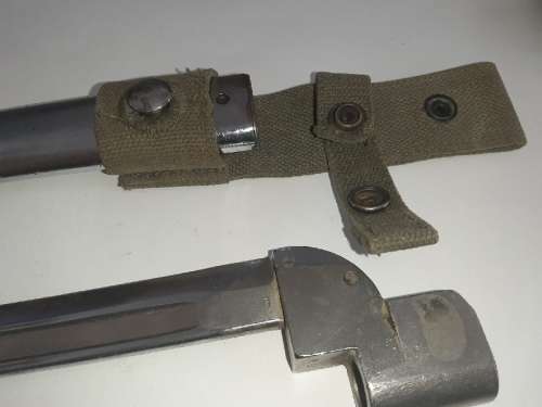 Chromed 303 Bayonet with Scabbard and Frog