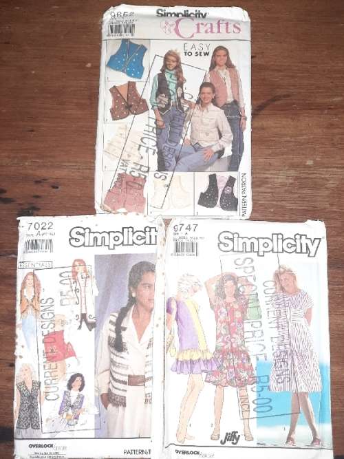3 x Simplicity Clothing Patterns - Woman