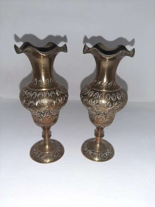 2 x Beautiful Small Brass Vases - Height - 13cm