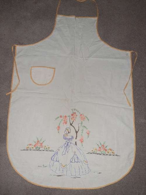 Beautiful Vintage Embroidered Apron