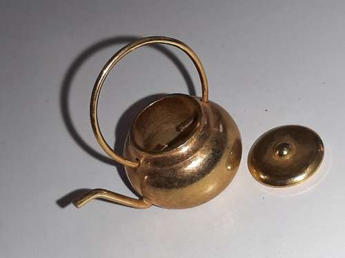 Miniature Brass Kettle with lid