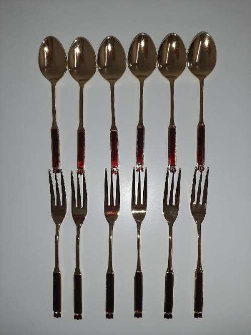 Eetrite 24 Carat Gold plated set - 6 x Teaspoons and 6 x Cake Forks - Never used