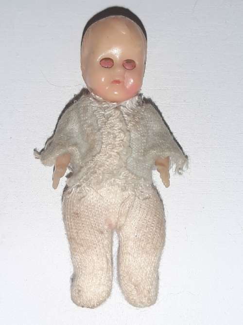Small Vintage Doll - 8cm