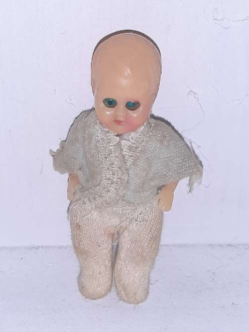 Small Vintage Doll - 8cm