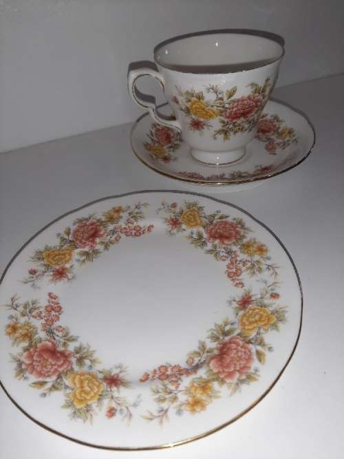 Colclough Bone China Trio - Made in England