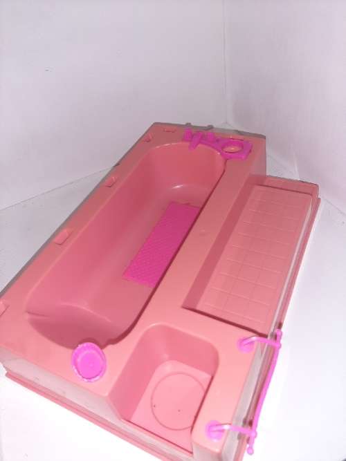 Vintage Barbie Bath - 1975