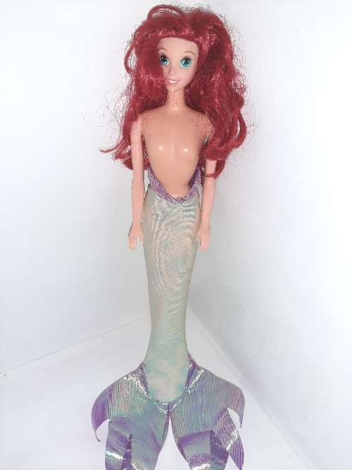 1997 Mattel Inc. Ariel Mermaid Doll