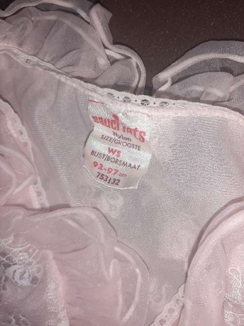 Beautiful Vintage Nighty / Night Gown - Size 92-97cm