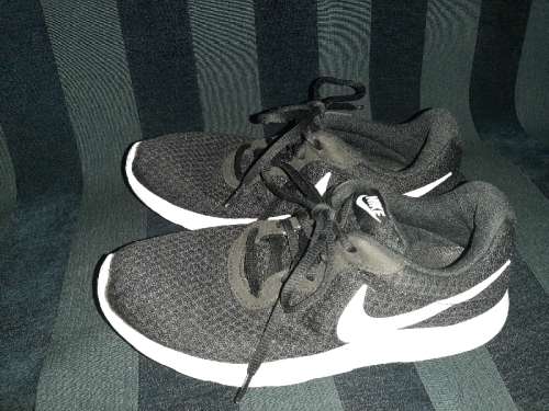 Black Nike Trainers - Size UK 5.5