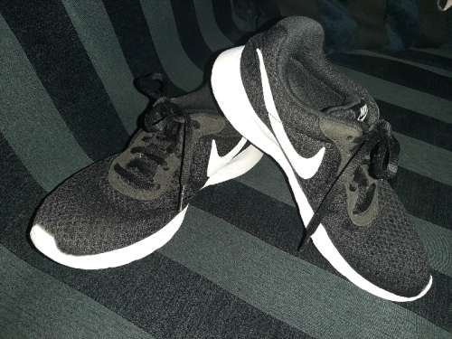 Black Nike Trainers - Size UK 5.5