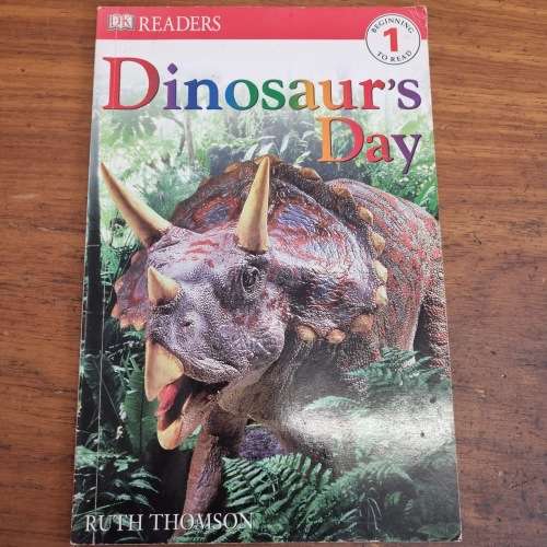 Dinosaur`s Day - Ruth Thomson