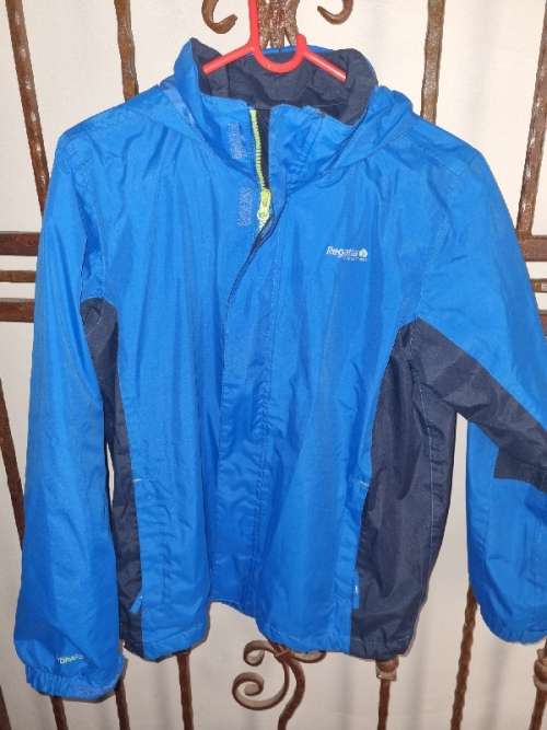 Regatta Outdoor Jacket - Size 32" - 13 Years