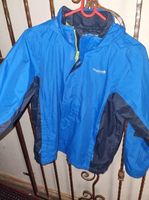 Regatta Outdoor Jacket - Size 32" - 13 Years