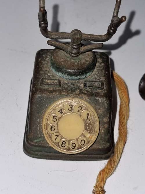 Vintage Durham Industries Miniature Telephone - Item no.5404