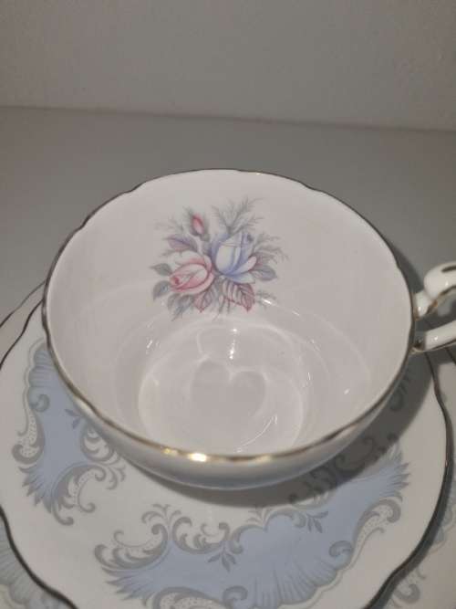 Paragon Fine Bone China Trio - Concerto - By appointment to her Majesty the Queen