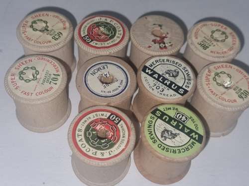10 x Vintage Wooden Cotton Reels