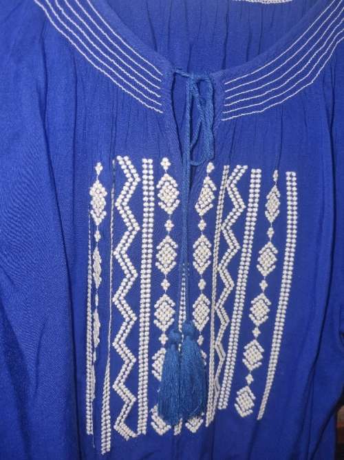 Beautiful Top - Size 14