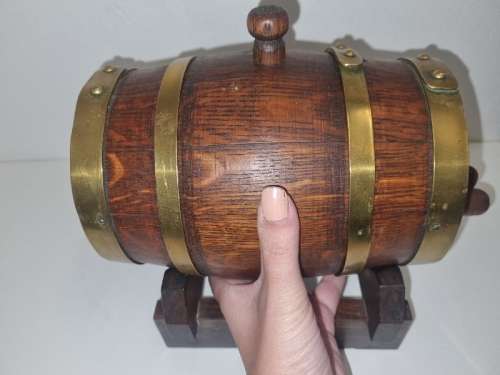 Oak Barrel on stand - Great condition!