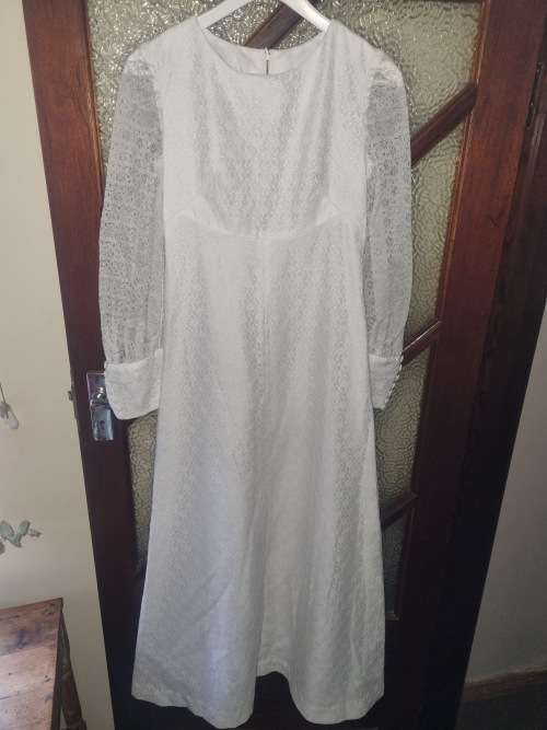 Beautiful Vintage Wedding Dress