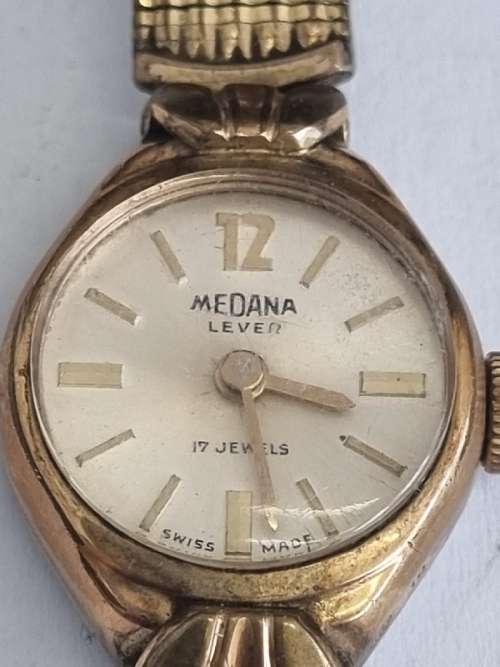 Vintage Medana Lever 17 Jewels Swiss Made Ladies Watch