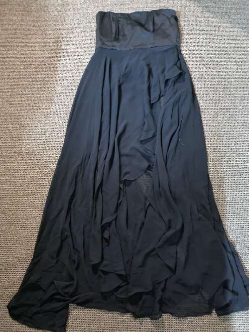 Forever New Black Evening Dress with detachable straps - Size 10 - New