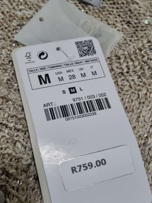Zara Knitwear - Size M - New