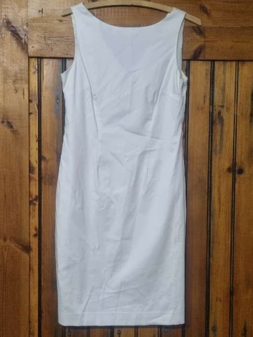 Beautiful Jenni Button Dress - Size 34 - Fully lined