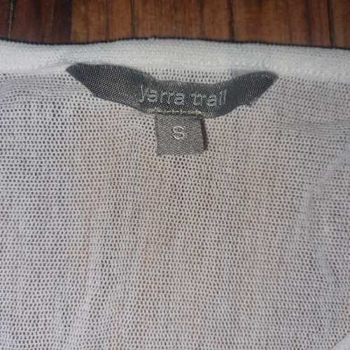 White Yarra Trail top - Size S