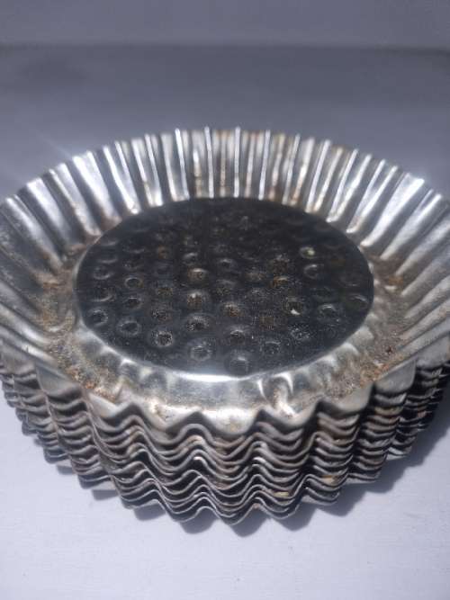 12 x Vintage Tart tins - Tart molds - Diameter 9.5cm each