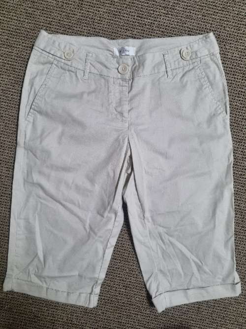 Poetry Shorts - Size 8 - New without tag
