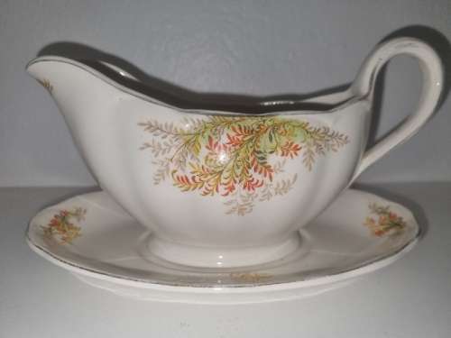 Vintage Gravy Boat and Saucer / Sauce Jug and Saucer - Grindley - England - Creampetal