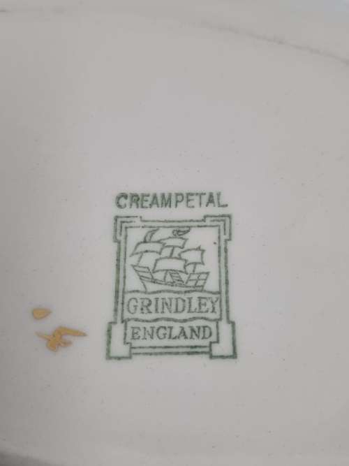 Vintage Gravy Boat and Saucer / Sauce Jug and Saucer - Grindley - England - Creampetal