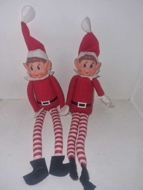 2 x Elves Behavin Badly