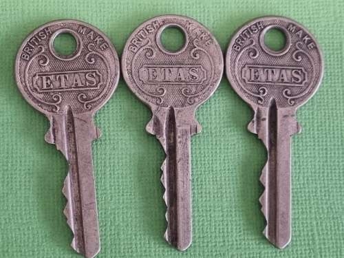 3 x Vintage Etas Keys