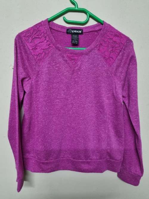 Beautiful Jordache Long sleeve top - Age 14-16