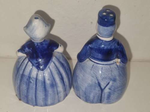Small Delft Man and Woman Salt and Pepper pots - Elesva Holland