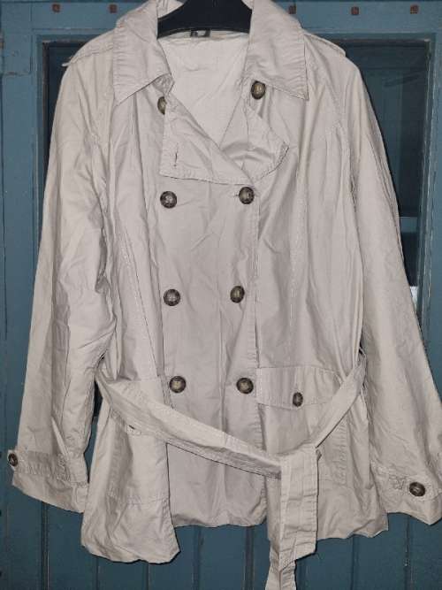 Beautiful Jacket - Size 20