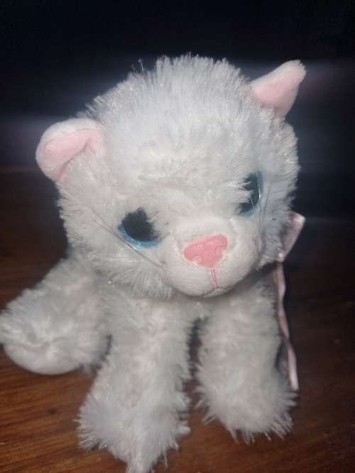 Soft White Cat - Stuffed animal - Plush toy