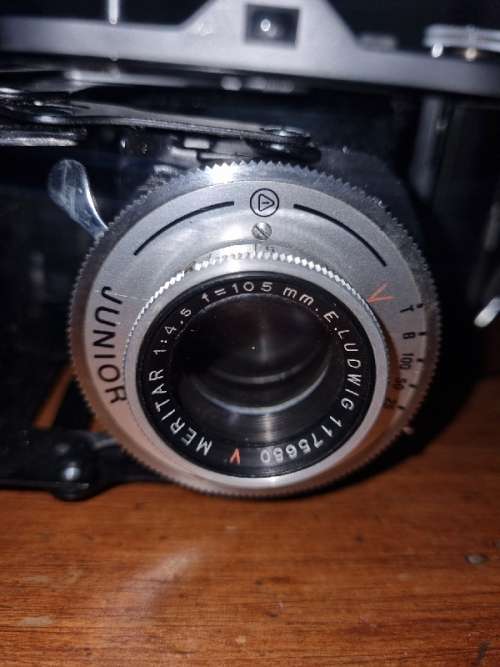 Vintage German Foldable Camera - E. Ludwig Meritar Lens