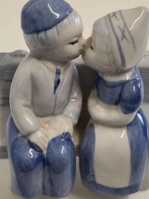 Genuine Hand Painted Delft Holland Figurine