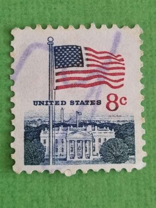 US Flag over White House 8c Stamp