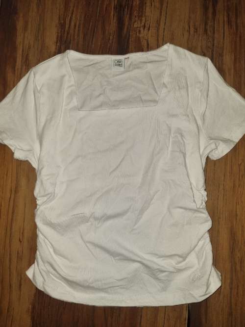White OBR Truworths T-Shirt - Size M
