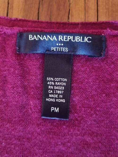 Beautiful Banana Republic Knitwear - Size M