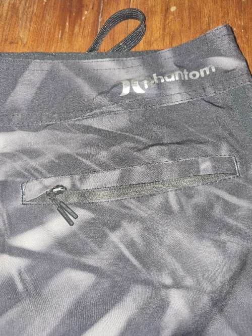 Hurley Swimming Shorts - Swimwear - Size 29 - Should fit Age 14/16 Years