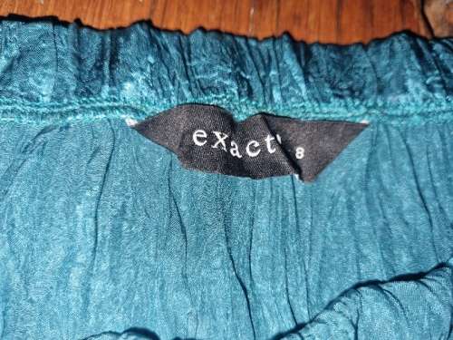 Beautiful Ombre Skirt - Size 8